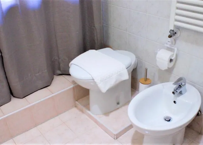 Venice בית אירוח *