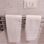 Venice בית אירוח *