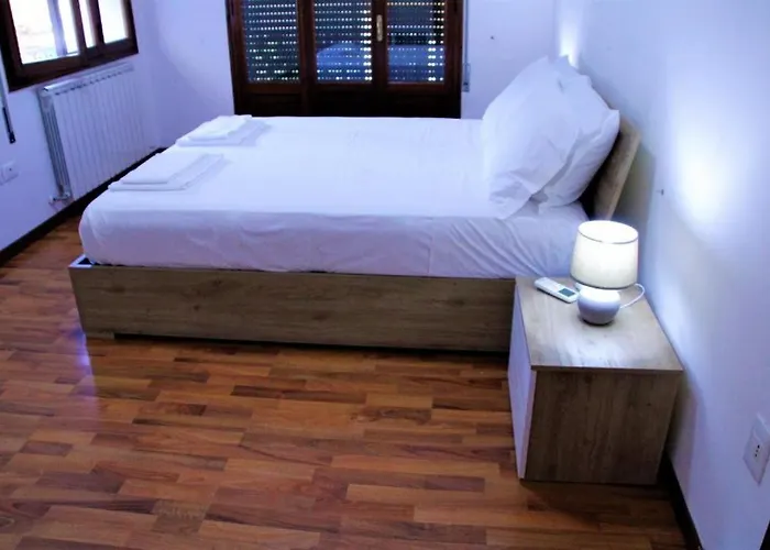 Venice Проживание в семье *